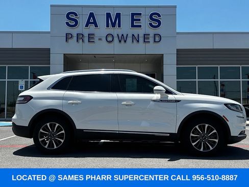 Used 2023 Lincoln Nautilus FWD w/ Premium Package image 2
