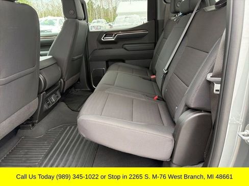 Used 2025 Chevrolet Silverado 1500 LT AWD/4WD image 33