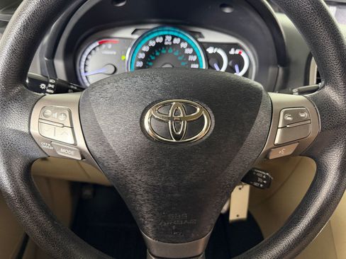 Used 2012 Toyota Venza LE w/ LE Convenience Pkg AWD/4WD image 13