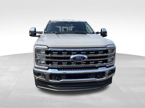 Used 2025 Ford F350 Lariat w/ Chrome Package AWD/4WD image 8