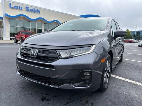 Certified 2026 Honda Odyssey EX-L image 2