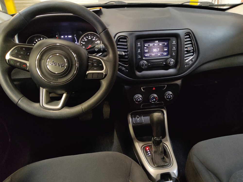 Used 2018 Jeep Compass Sport FWD image 22