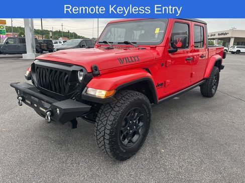 Used 2023 Jeep Gladiator Sport AWD/4WD image 8