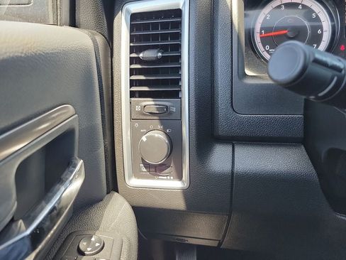 Used 2024 RAM 1500 Classic SLT AWD/4WD image 14