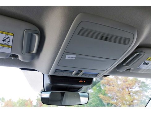 Certified 2025 MAZDA CX-30 AWD 2.5 S w/ Preferred Package image 21