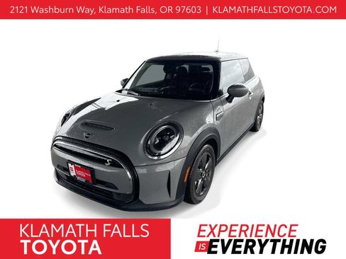 Used 2022 MINI Cooper SE FWD image 1