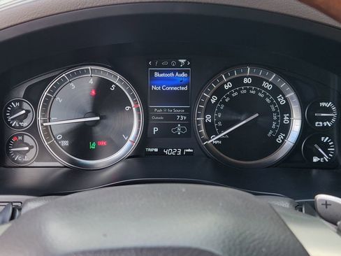 Used 2017 Lexus LX 570 4WD w/ Luxury Package image 15