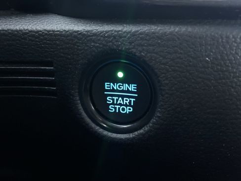 Used 2022 Ford Ranger Lariat w/ Equipment Group 501A High image 9