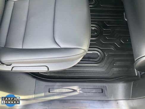 Used 2017 Tesla Model X 75D image 56