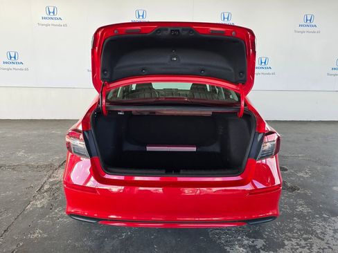 Used 2025 Honda Civic LX image 34