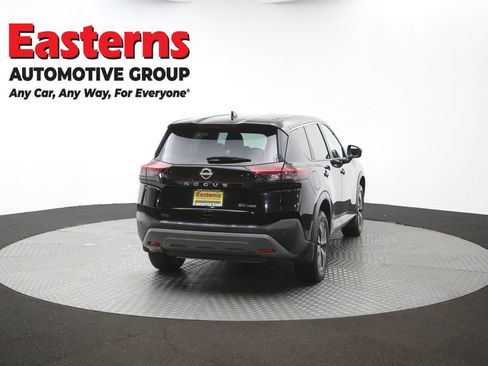 Used 2023 Nissan Rogue SV AWD/4WD image 38