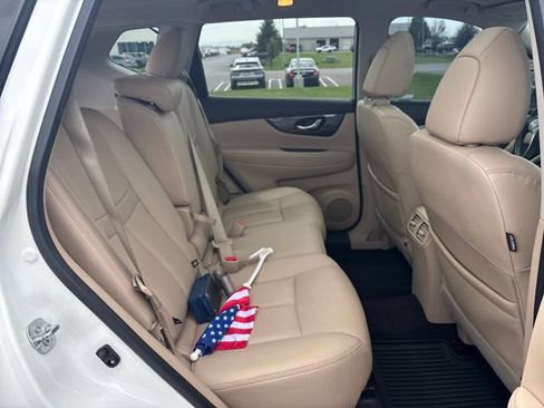 Used 2016 Nissan Rogue SL w/ SL Premium Package AWD/4WD image 24
