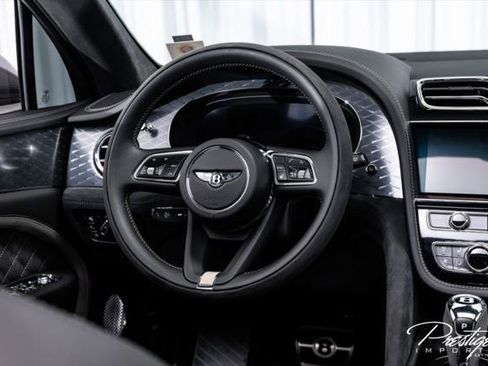 Used 2021 Bentley Bentayga Speed AWD/4WD image 39