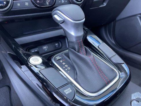 Used 2025 Kia Soul GT-Line FWD image 28