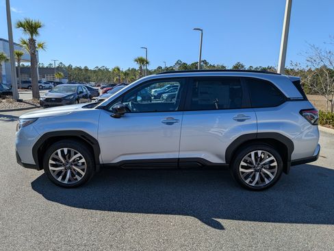 Used 2026 Subaru Forester Touring AWD/4WD image 7
