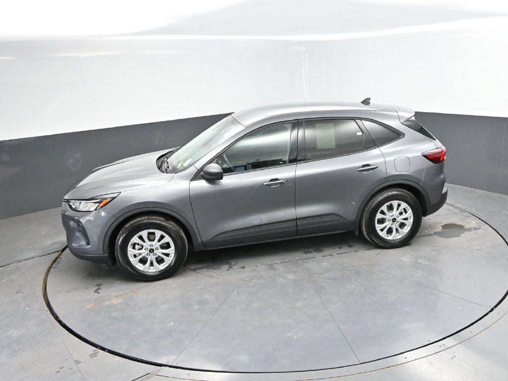 Used 2025 Ford Escape Active AWD/4WD image 25