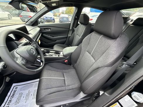 Used 2025 Honda Accord Sport image 7