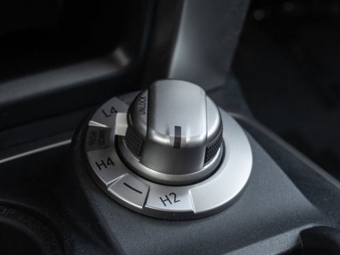 Used 2024 Toyota 4Runner SR5 image 3