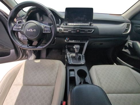 Used 2022 Kia Seltos SX w/ Sunroof Package AWD/4WD image 12