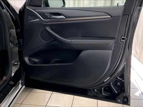 Used 2024 BMW X3 sDrive30i w/ Convenience Package image 12