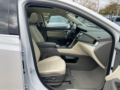 Used 2020 Cadillac XT5 Premium Luxury image 33