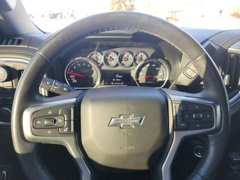 Used 2021 Chevrolet Silverado 1500 LT Trail Boss w/ Convenience Package II image 19