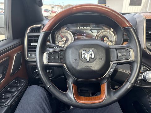 Used 2019 RAM 1500 Limited image 16