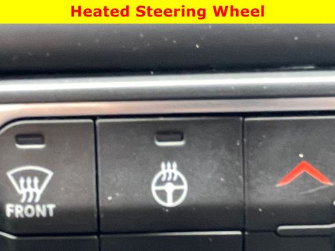 Used 2019 Jeep Wrangler Unlimited Sahara AWD/4WD image 25