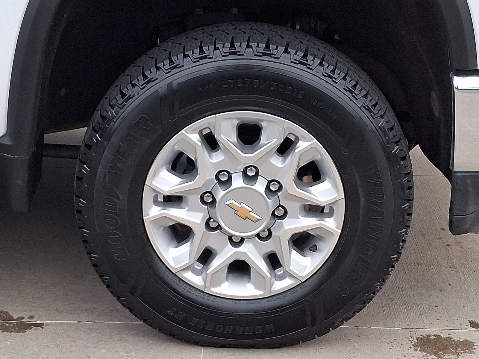 Used 2022 Chevrolet Silverado 2500 LT w/ Convenience Package AWD/4WD image 8
