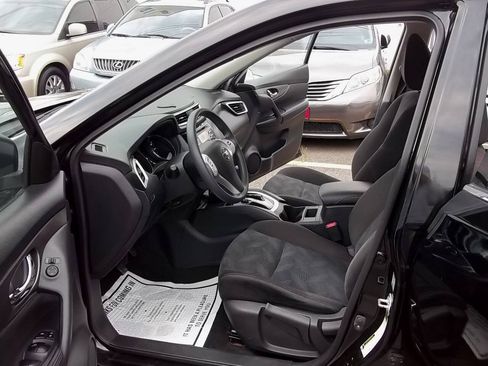 Used 2015 Nissan Rogue S AWD/4WD image 7