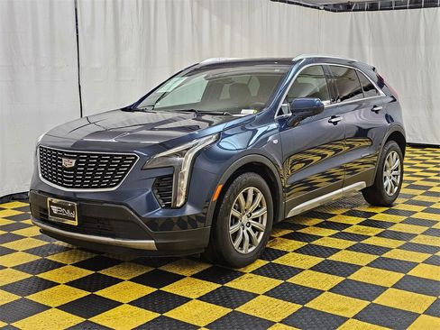 Used 2020 Cadillac XT4 Premium Luxury image 7