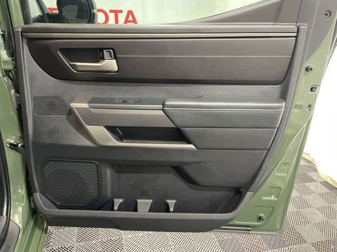 Used 2022 Toyota Tundra SR5 w/ SR5 Convenience Package image 15