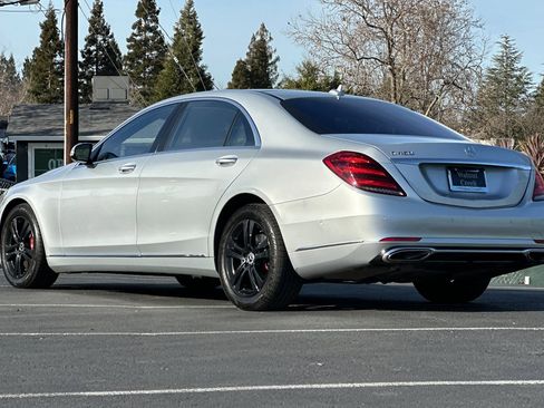 Used 2018 Mercedes-Benz S 450 Sedan image 3