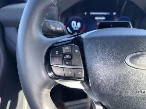 Used 2025 Ford Explorer Platinum w/ LUX Leather Package image 34