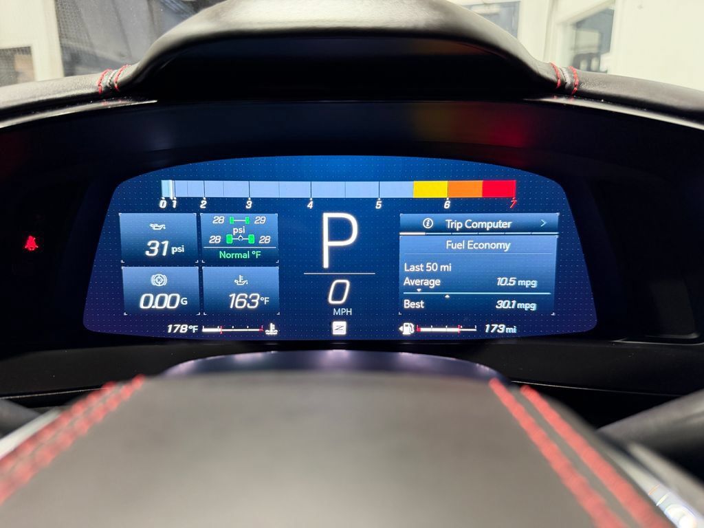 Used 2024 Chevrolet Corvette Stingray Premium Cpe RWD image 12