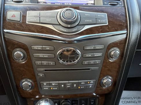 Used 2017 INFINITI QX80 4WD w/ Driver Assistance Package image 39