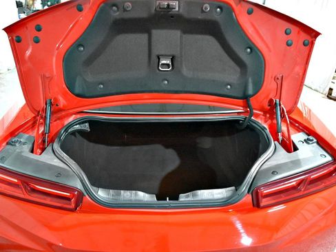 Used 2018 Chevrolet Camaro LT RWD image 24