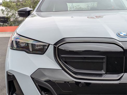 New 2025 BMW i5 M60 image 22