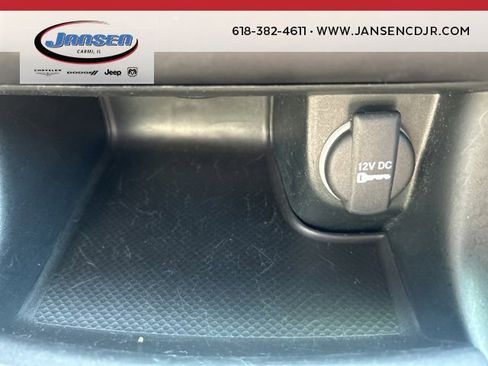 Used 2023 Dodge Charger SXT image 22