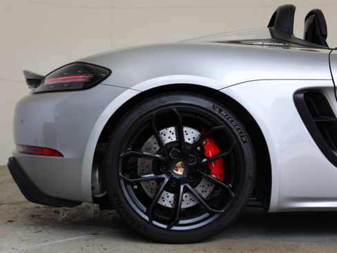 Used 2022 Porsche 718 Boxster Spyder image 17