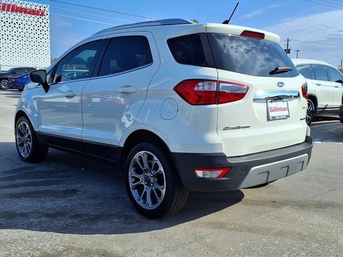 Used 2021 Ford EcoSport Titanium image 3