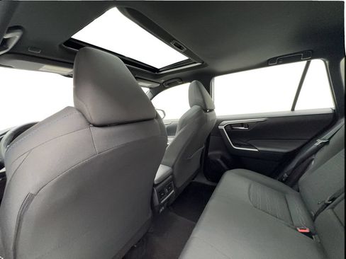 Used 2024 Toyota RAV4 SE w/ Convenience Package AWD/4WD image 25