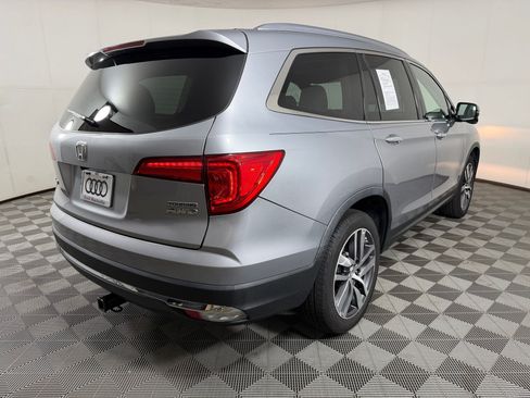 Used 2017 Honda Pilot Touring image 9
