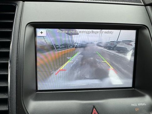 Used 2016 Ford Taurus SEL w/ Equipment Group 201A image 20