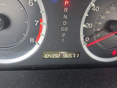 Used 2010 Honda Accord EX-L image 27