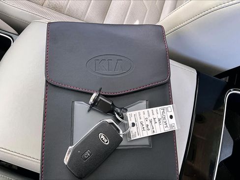 Used 2021 Kia Telluride SX w/ SX Prestige Package AWD/4WD image 15