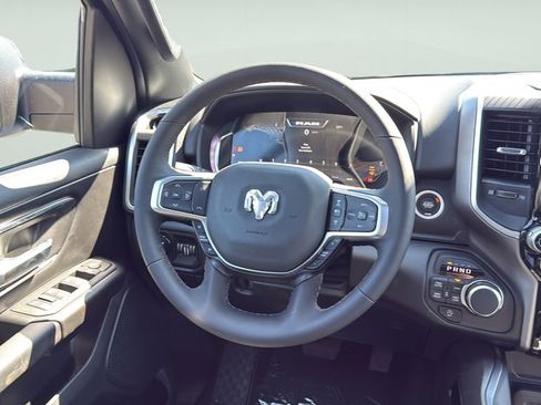 New 2026 RAM 1500 4x4 Crew Cab image 15