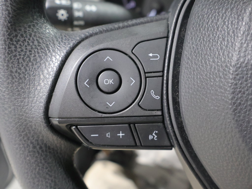 Used 2024 Toyota Corolla LE w/ LE Convenience Package FWD image 32