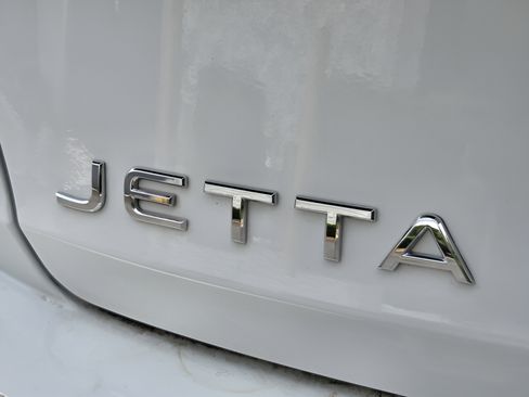 Used 2024 Volkswagen Jetta S FWD image 30