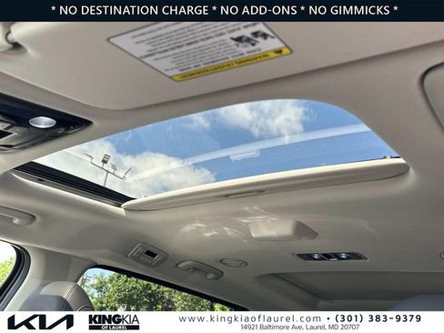 Used 2025 Kia Carnival SX Prestige FWD image 20